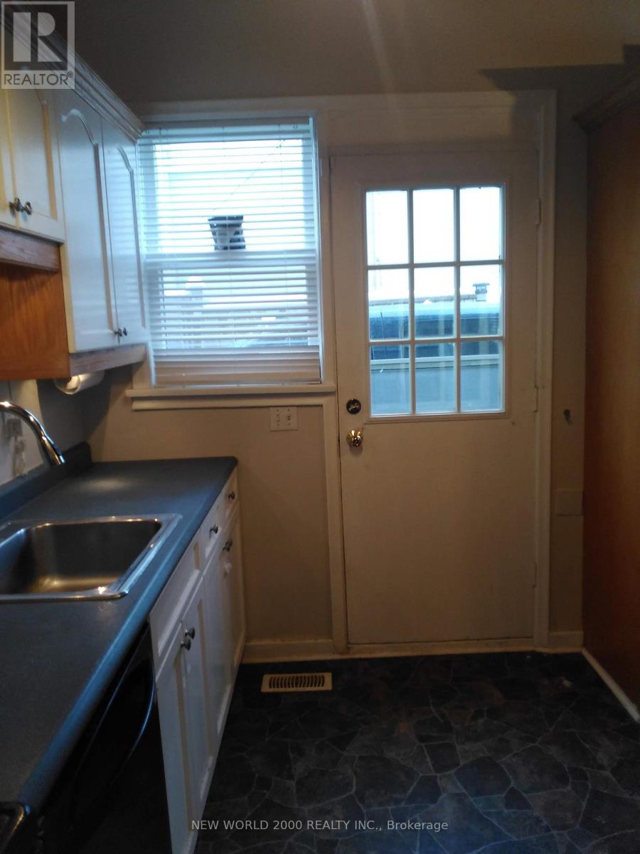 920 Greenwood Crescent, Whitby, Ontario  L1N 1C8 - Photo 7 - E12631420