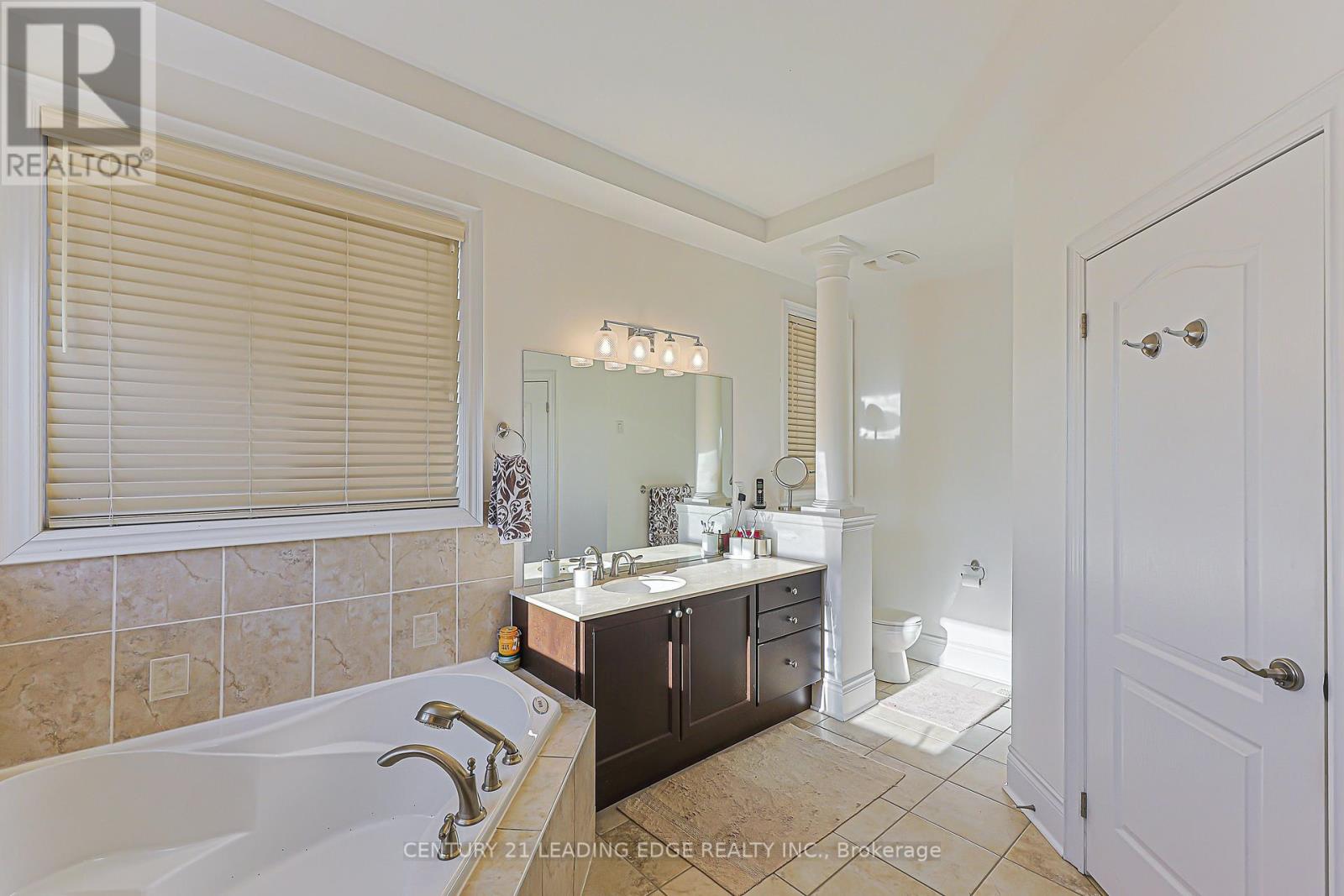 183 Maurier Boulevard, Vaughan, Ontario  L6A 0V2 - Photo 37 - N12631422