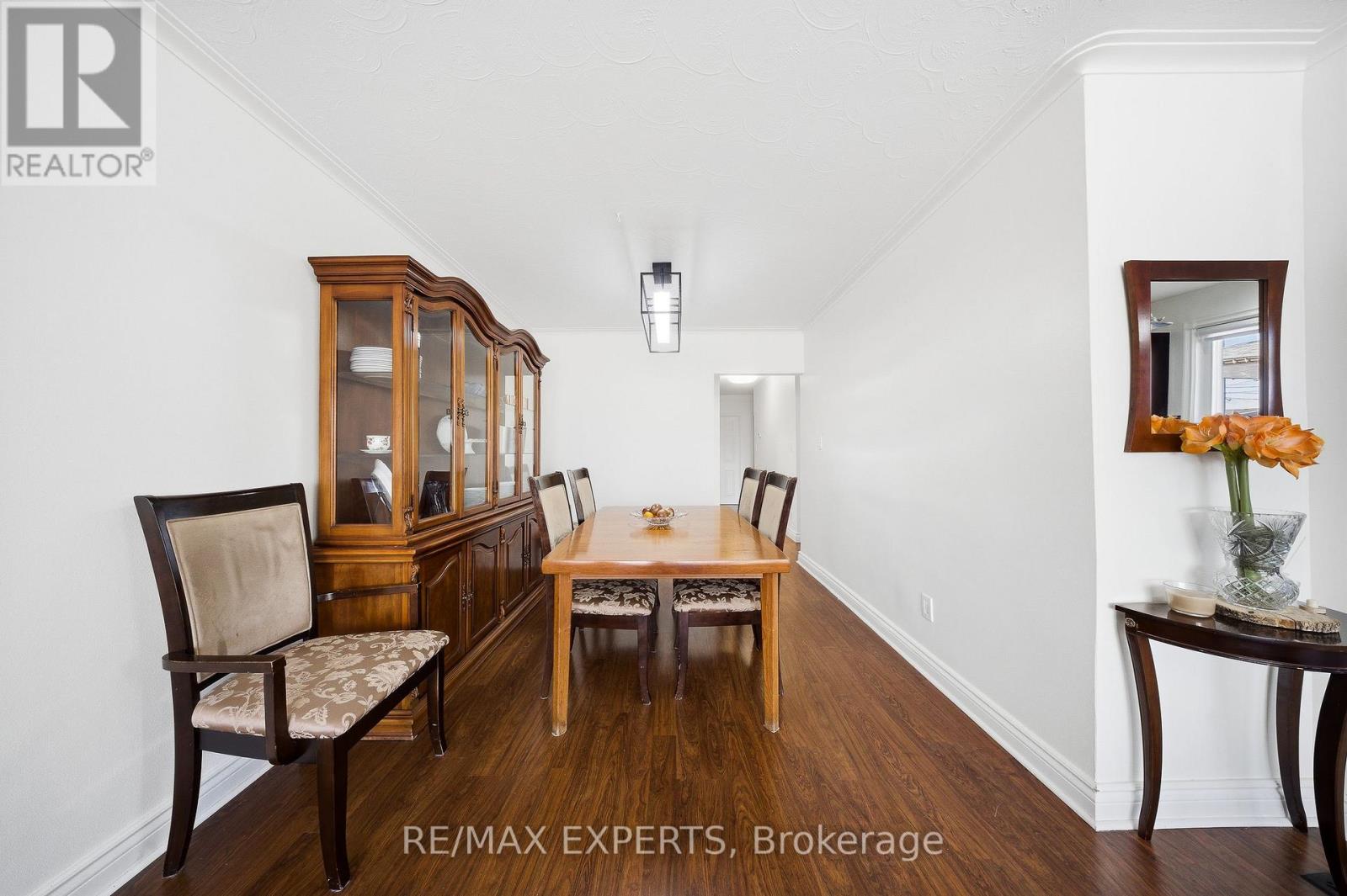 16 Navenby Crescent, Toronto (Humber Summit), Ontario  M9L 1B2 - Photo 13 - W12631410