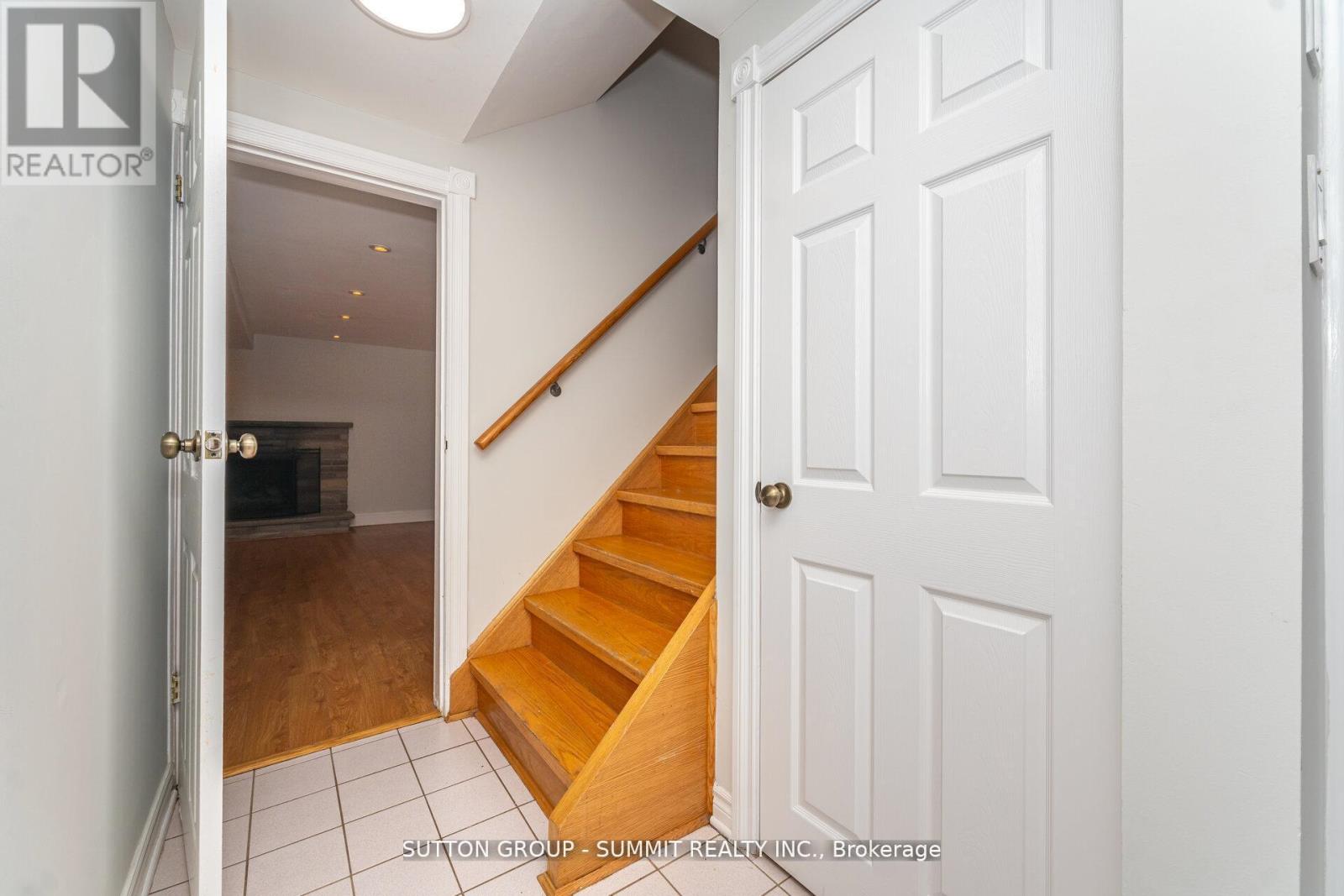 3018 Dalehurst Drive, Mississauga, Ontario  L5N 6M8 - Photo 23 - W12631428