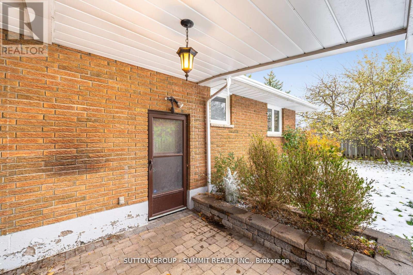 3018 Dalehurst Drive, Mississauga, Ontario  L5N 6M8 - Photo 38 - W12631428