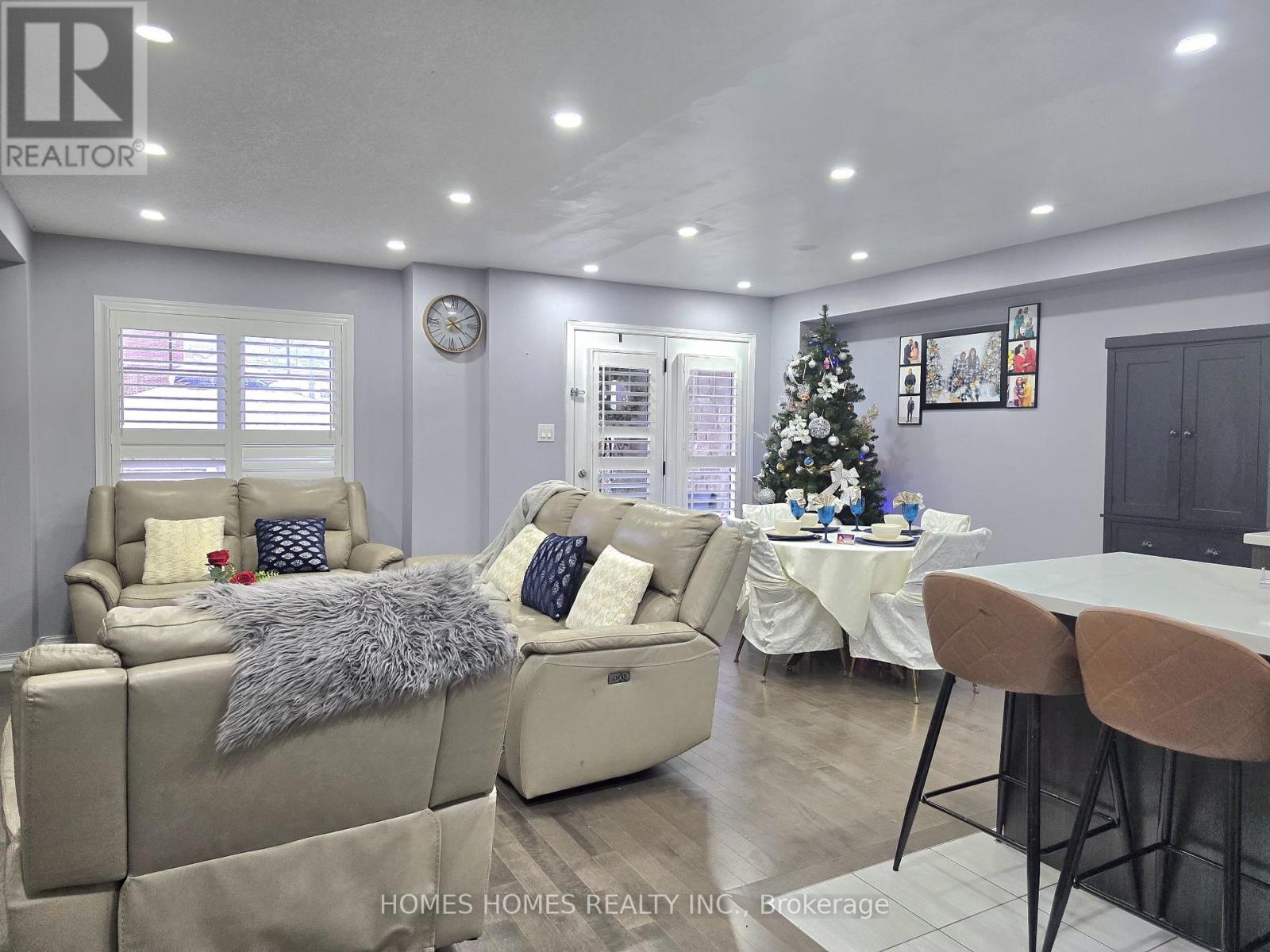 170 Golden Springs Drive, Brampton, Ontario  L7A 4N9 - Photo 16 - W12631442