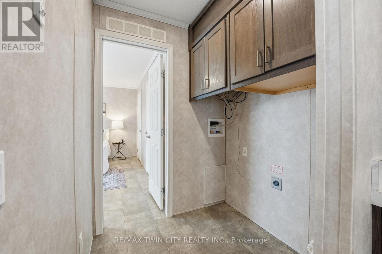 703 - 99 Fourth Concession Road, Brant, Ontario  N0E 1A0 - Photo 14 - X12631440