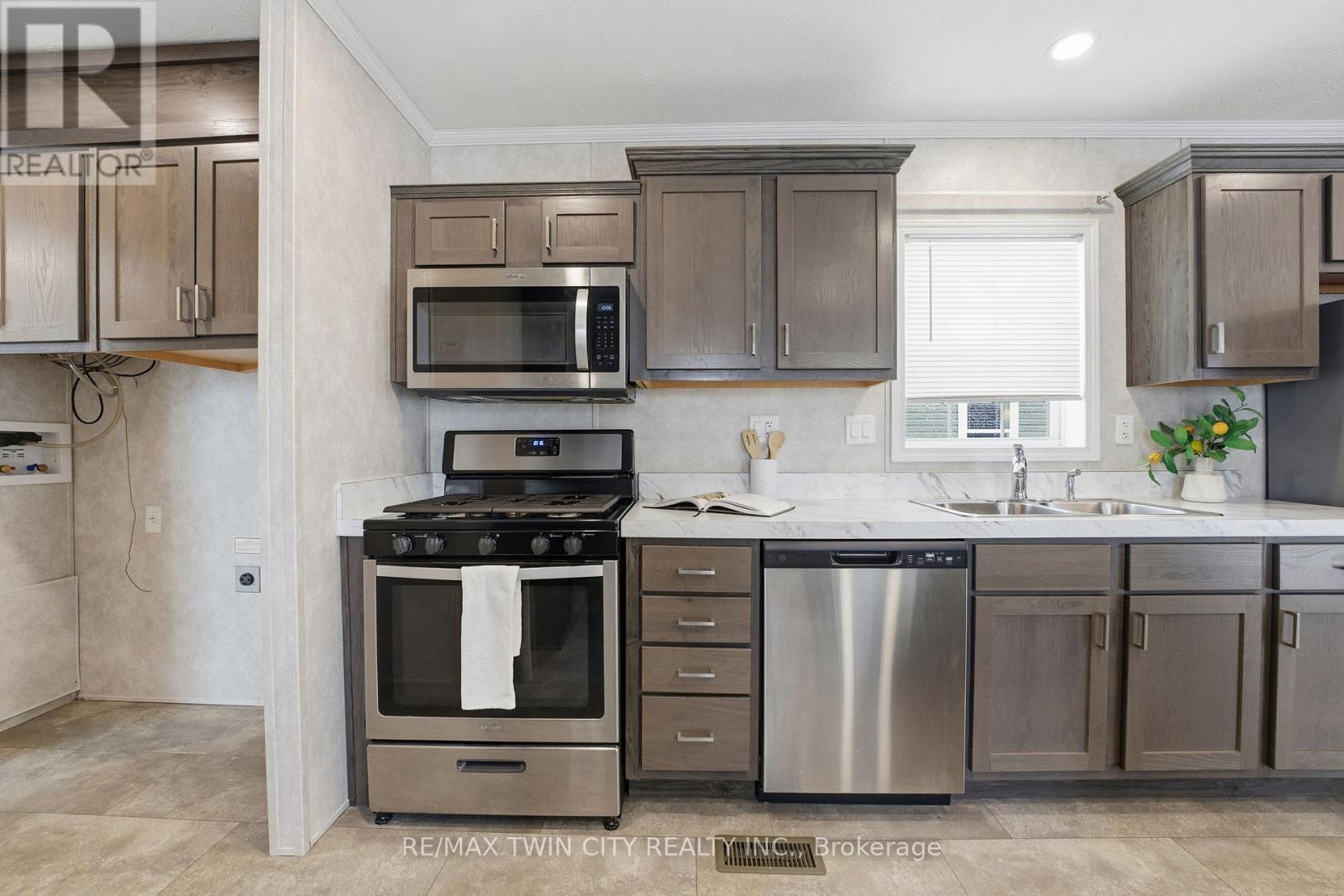 703 - 99 Fourth Concession Road, Brant, Ontario  N0E 1A0 - Photo 8 - X12631440