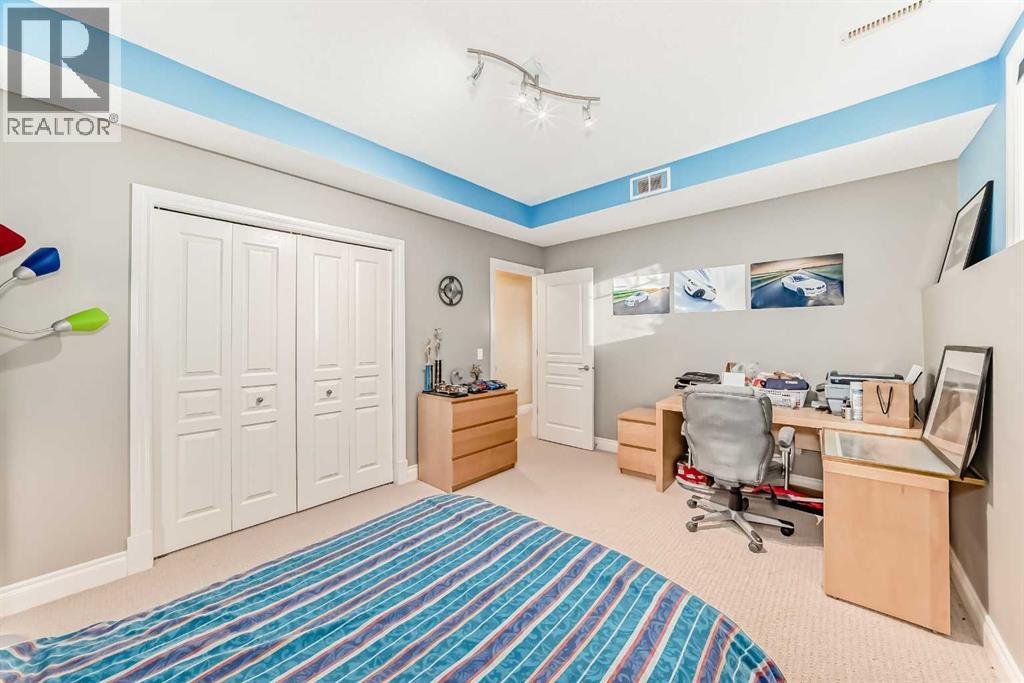 58 Majestic Point, Rural Rocky View County, Alberta  T3Z 3A1 - Photo 37 - A2271265