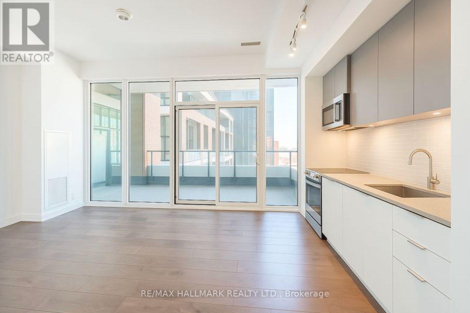 402 - 270 Dufferin Street, Toronto, Ontario  M6K 0H8 - Photo 7 - W12630768