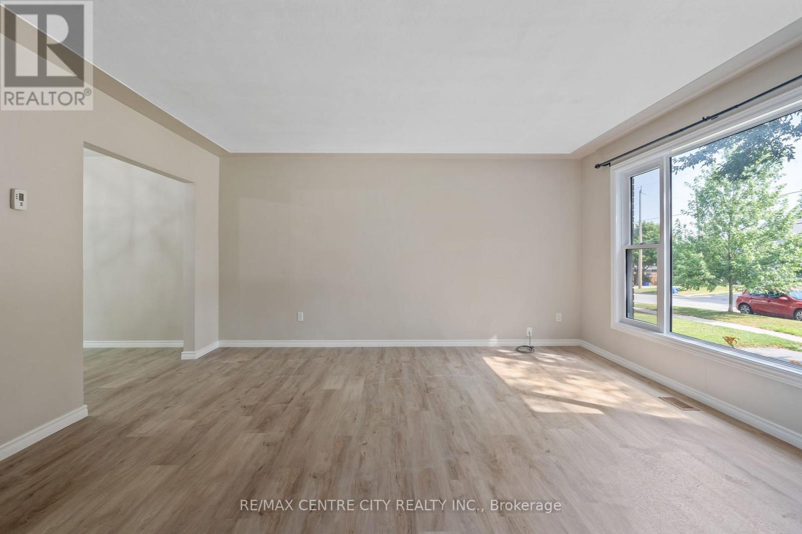 187-189 Taylor Street, London East, Ontario  N5Y 2J3 - Photo 4 - X12631478