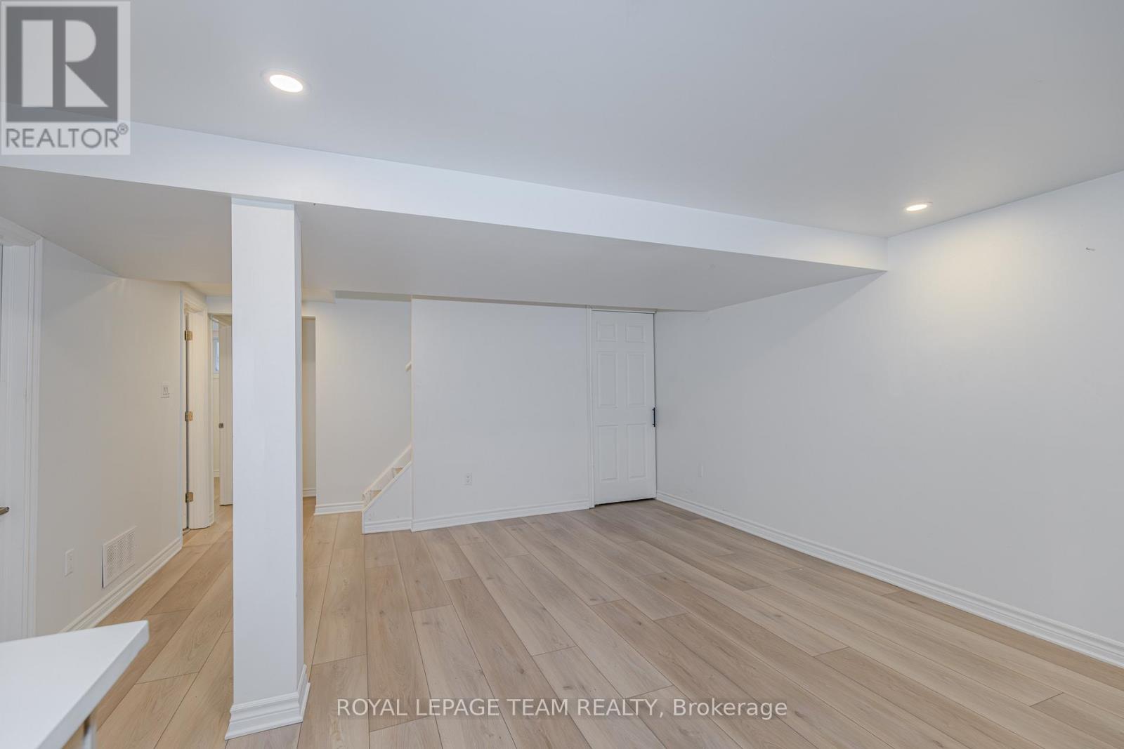 B - 37 Ballantrae Way, Ottawa, Ontario  K2L 1N3 - Photo 11 - X12631456