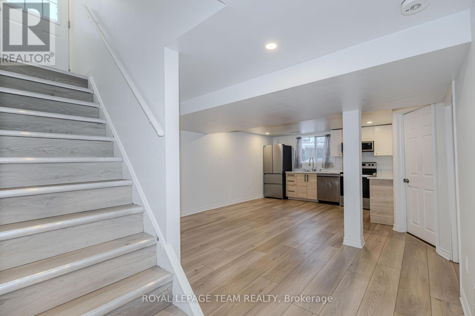 B - 37 Ballantrae Way, Ottawa, Ontario  K2L 1N3 - Photo 2 - X12631456