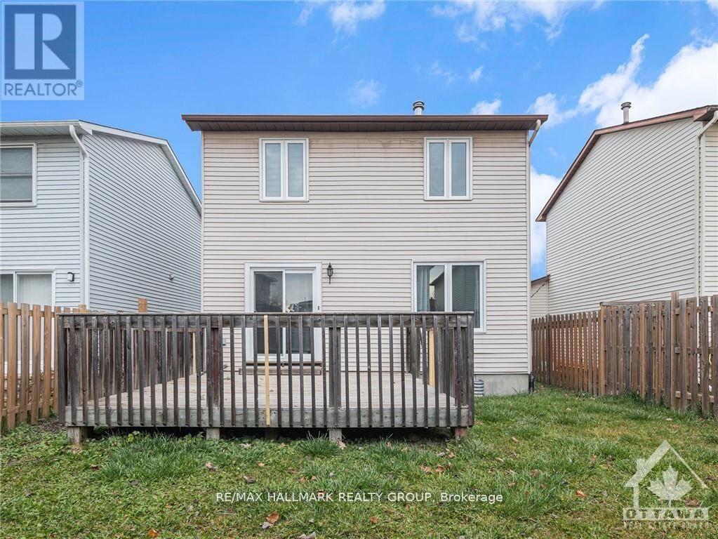 1834 D'amour Crescent, Ottawa, Ontario  K1C 5G3 - Photo 27 - X12631474