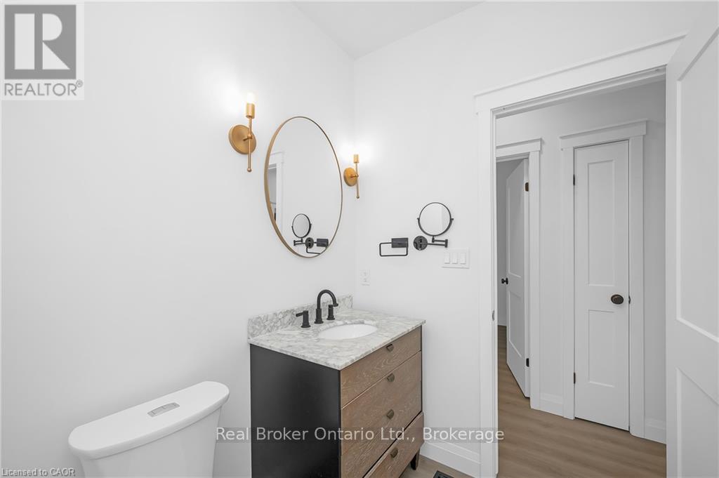 96 London Street N, Hamilton (Crown Point), Ontario  L8H 4B5 - Photo 17 - X12631464