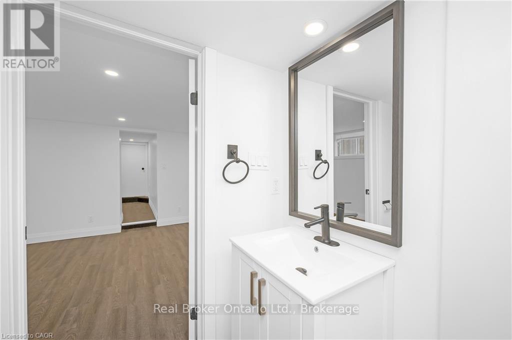 96 London Street N, Hamilton (Crown Point), Ontario  L8H 4B5 - Photo 24 - X12631464