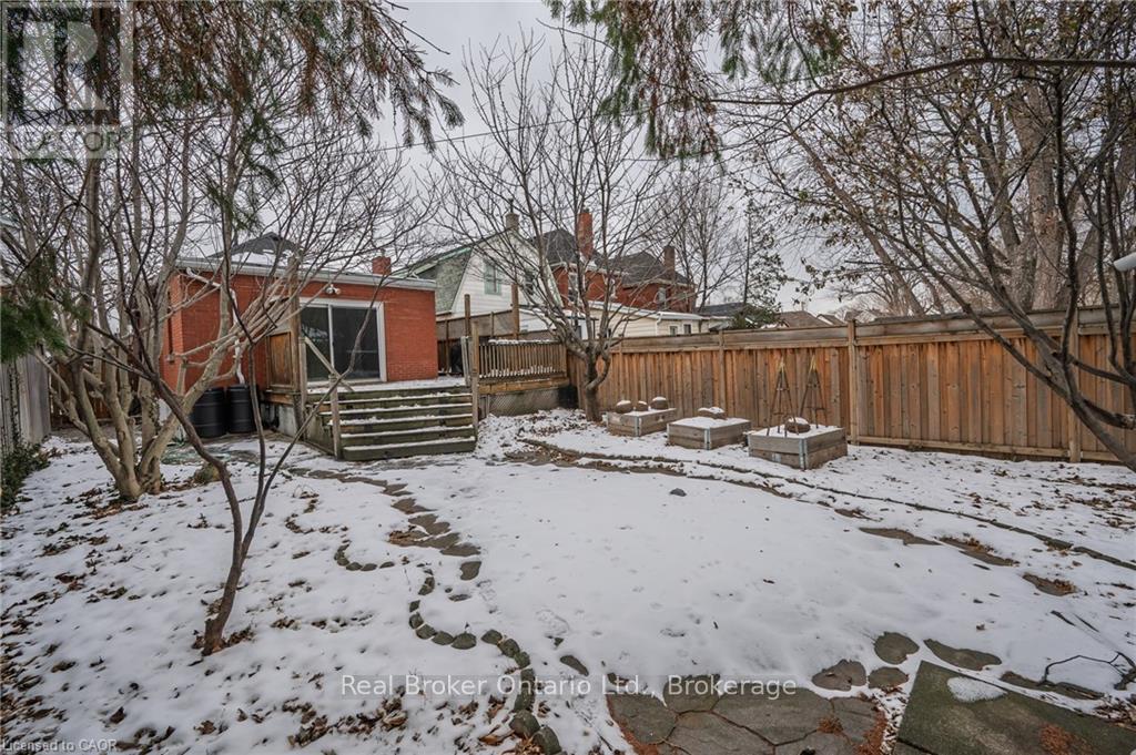 96 London Street N, Hamilton (Crown Point), Ontario  L8H 4B5 - Photo 32 - X12631464