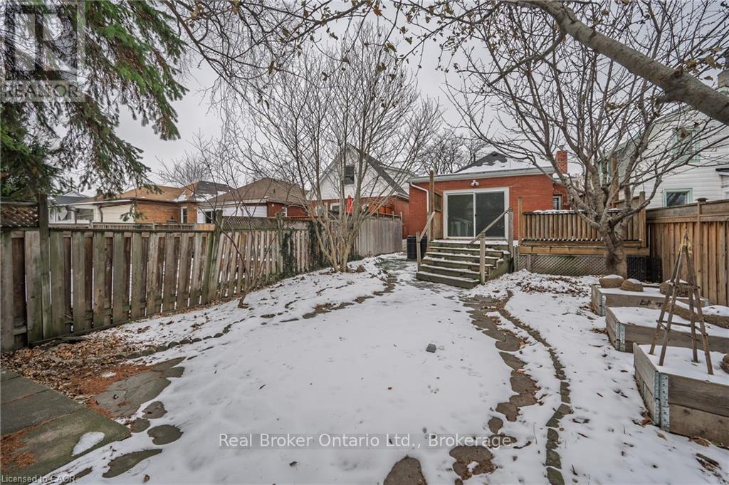 96 London Street N, Hamilton (Crown Point), Ontario  L8H 4B5 - Photo 34 - X12631464