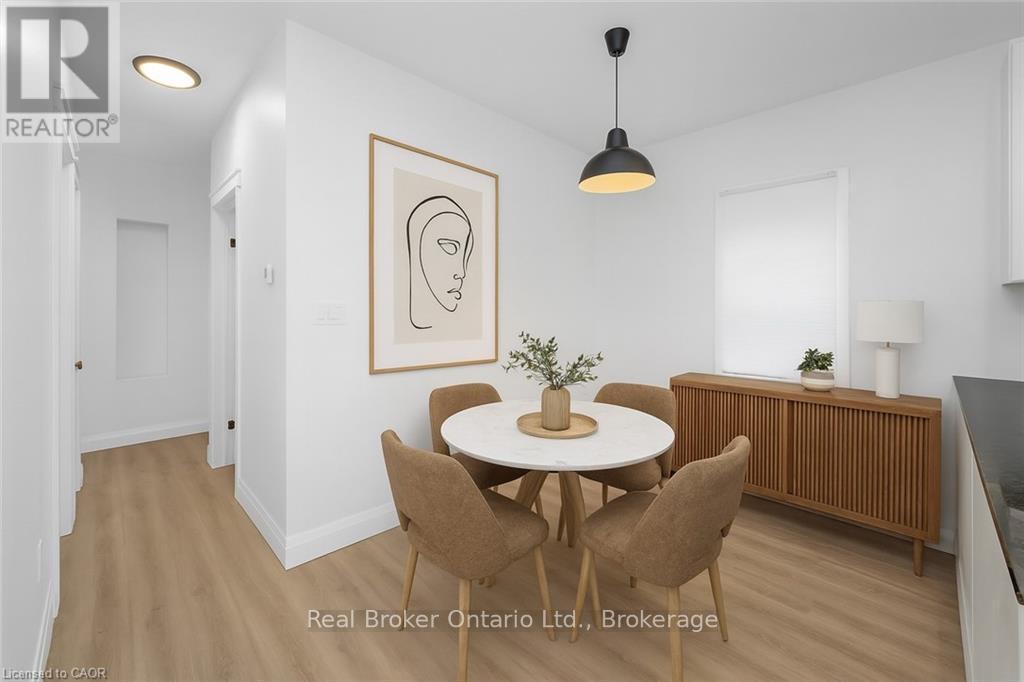 96 London Street N, Hamilton (Crown Point), Ontario  L8H 4B5 - Photo 7 - X12631464