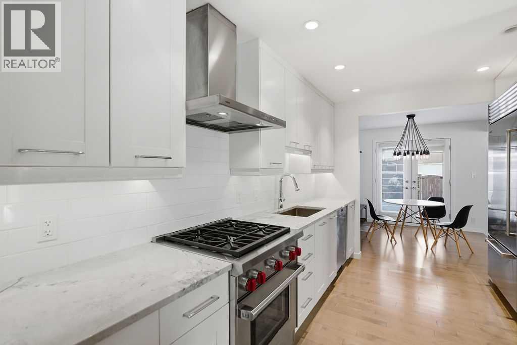 3449 Lane Crescent Sw, Calgary, Alberta  T3E 5X3 - Photo 7 - A2273556