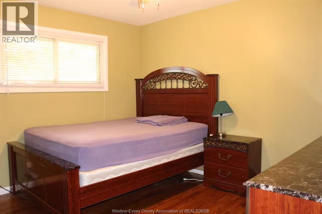 3735 Glenwood, Windsor, Ontario N9E 2Y6 - Photo 10 - 25031646