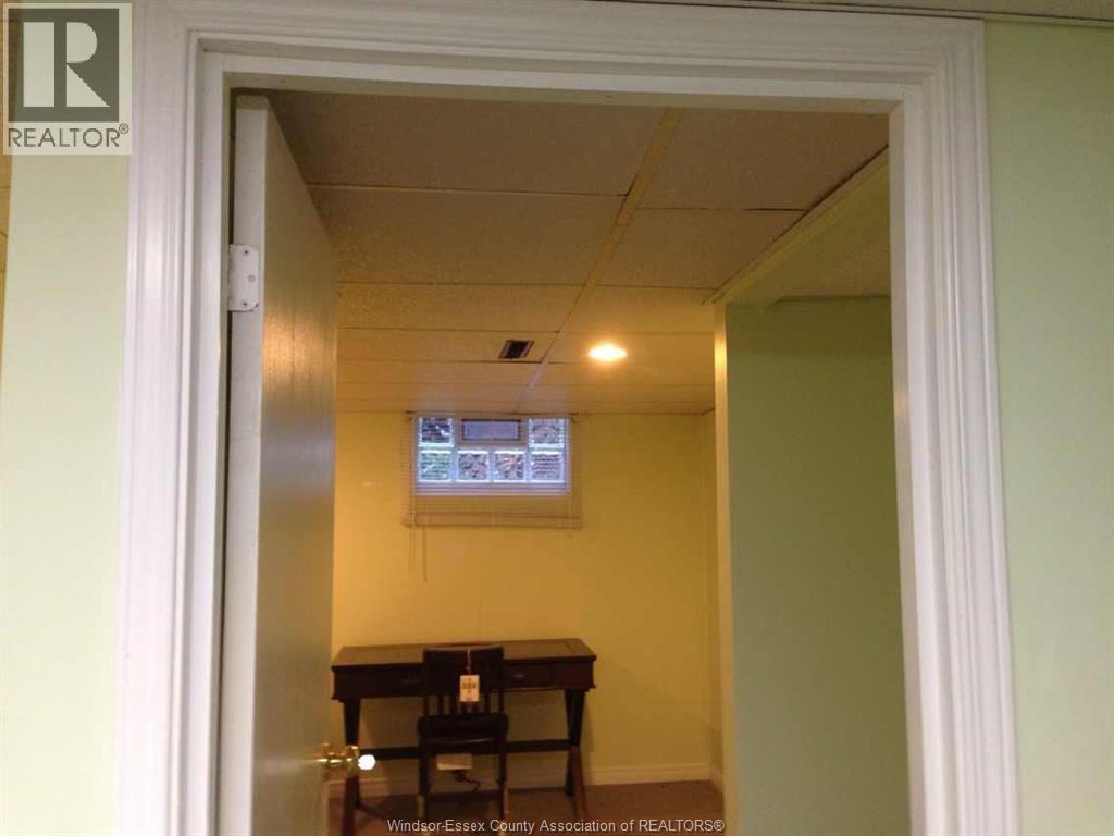 3735 Glenwood, Windsor, Ontario N9E 2Y6 - Photo 28 - 25031646