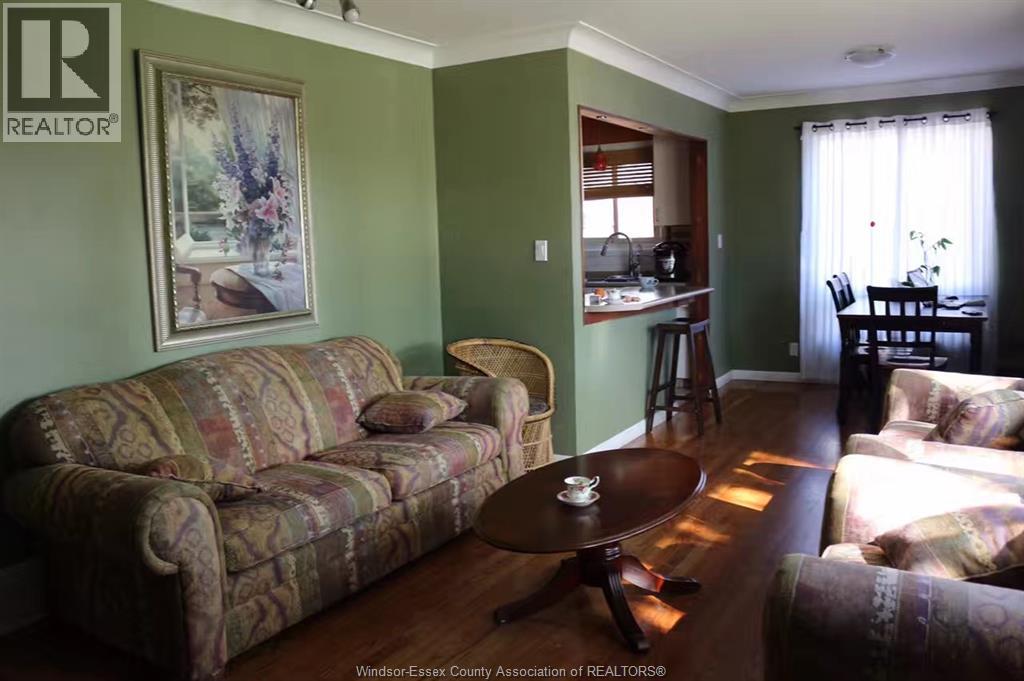 3735 Glenwood, Windsor, Ontario N9E 2Y6 - Photo 4 - 25031646