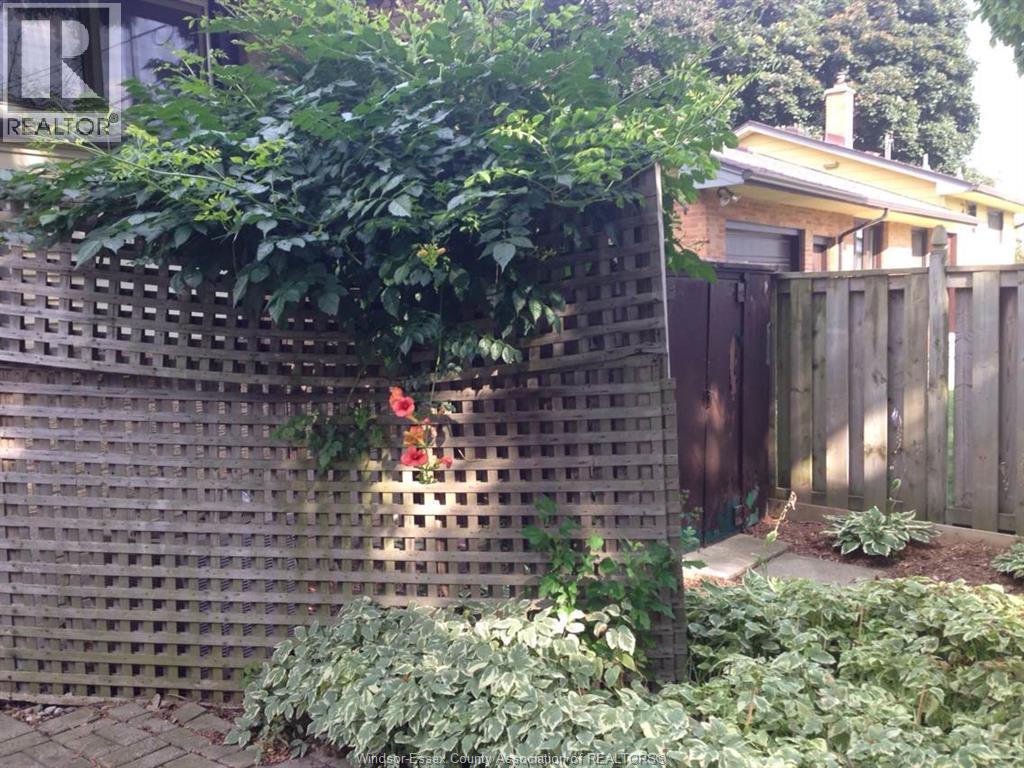 3735 Glenwood, Windsor, Ontario N9E 2Y6 - Photo 43 - 25031646