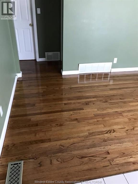 3735 Glenwood, Windsor, Ontario N9E 2Y6 - Photo 7 - 25031646