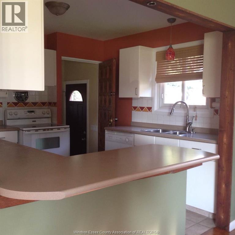 3735 Glenwood, Windsor, Ontario N9E 2Y6 - Photo 8 - 25031646