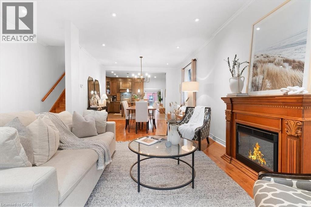 336 EMERALD Street N, Hamilton, Ontario