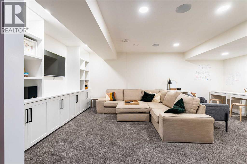 112 Midtown Court Sw, Airdrie, Alberta  T4B 4E4 - Photo 12 - A2239365