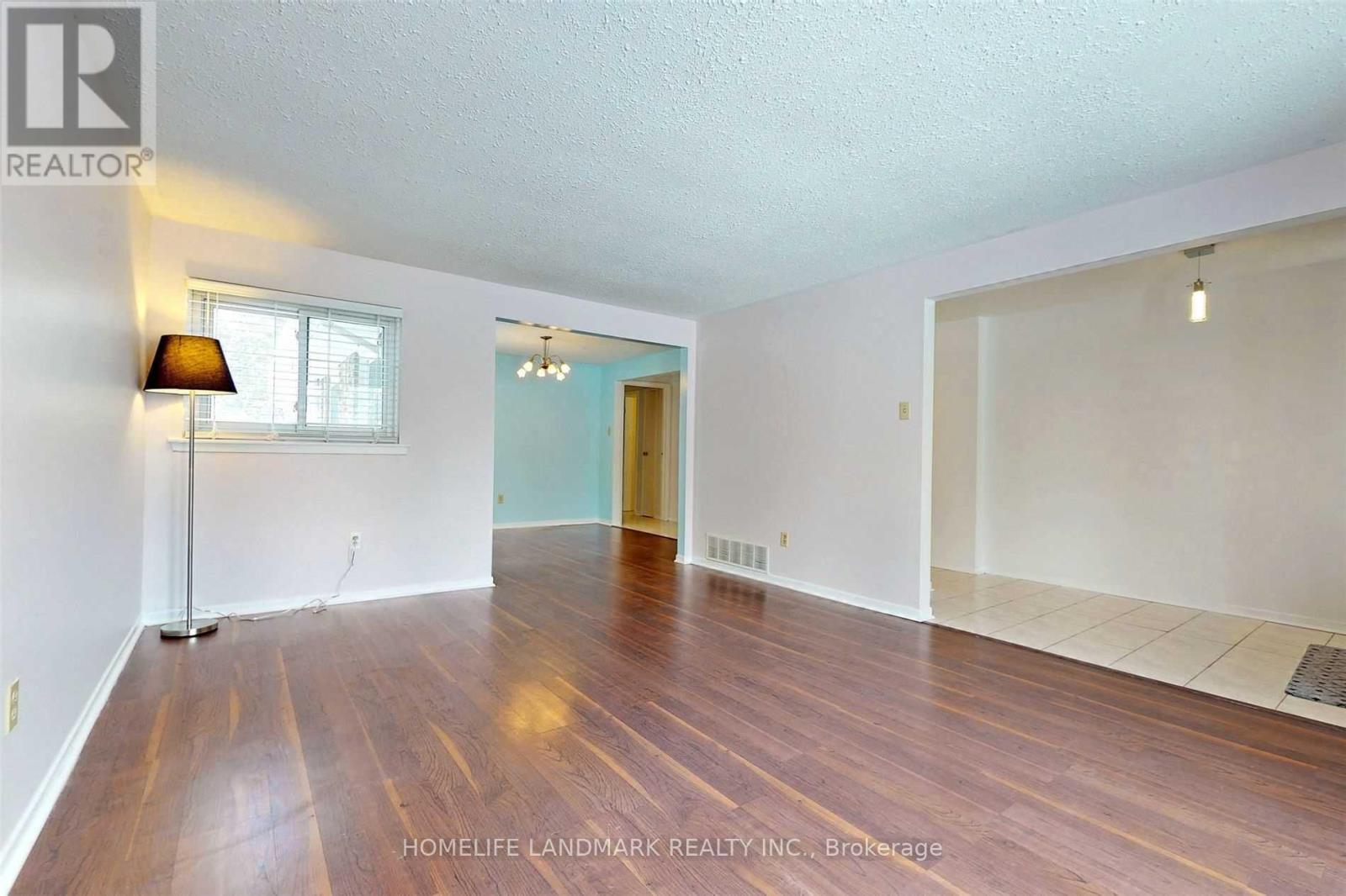 Main - 57 Ardgowan Crescent, Toronto, Ontario  M1V 1B4 - Photo 2 - E12631470