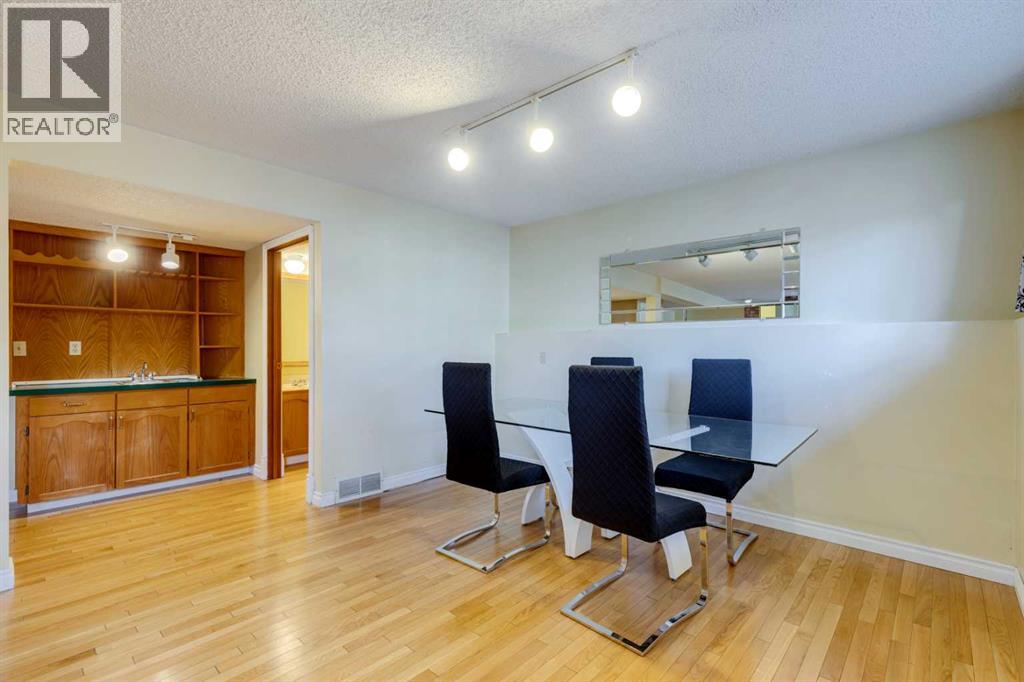 203 Edgeland Road Nw, Calgary, Alberta  T3A 2Y3 - Photo 33 - A2270924