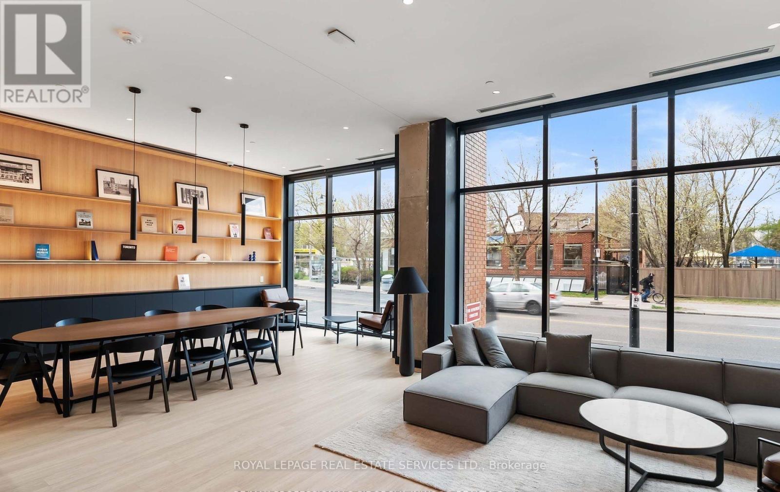 302 - 2720 Dundas Street W, Toronto, Ontario  M6P 1Y2 - Photo 26 - W12631472