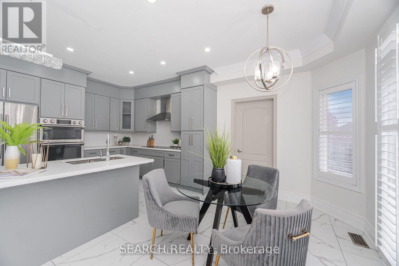 Upper - 20 Delmonico Road, Brampton, Ontario  L6P 2K5 - Photo 18 - W12631482