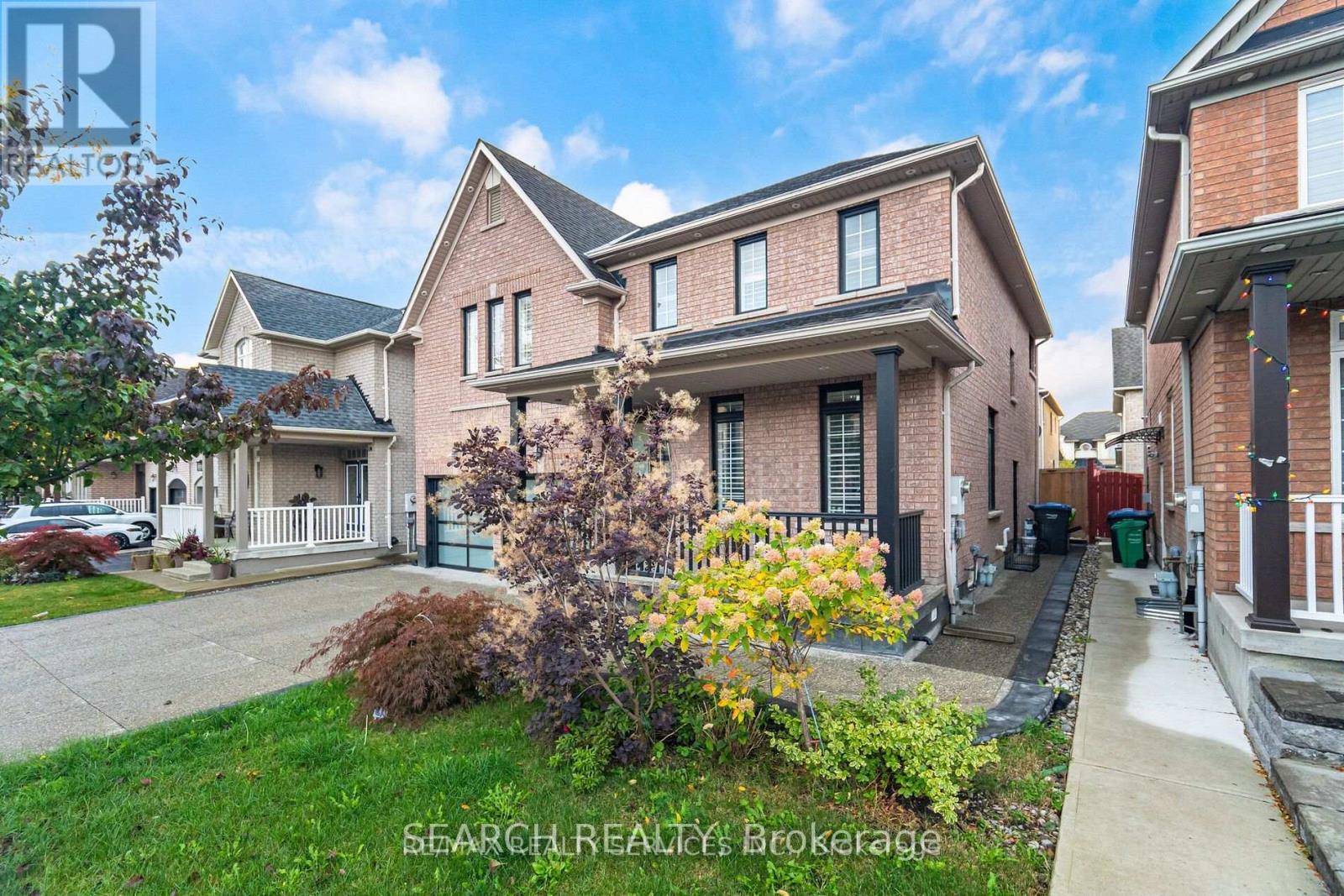 Upper - 20 Delmonico Road, Brampton, Ontario  L6P 2K5 - Photo 2 - W12631482