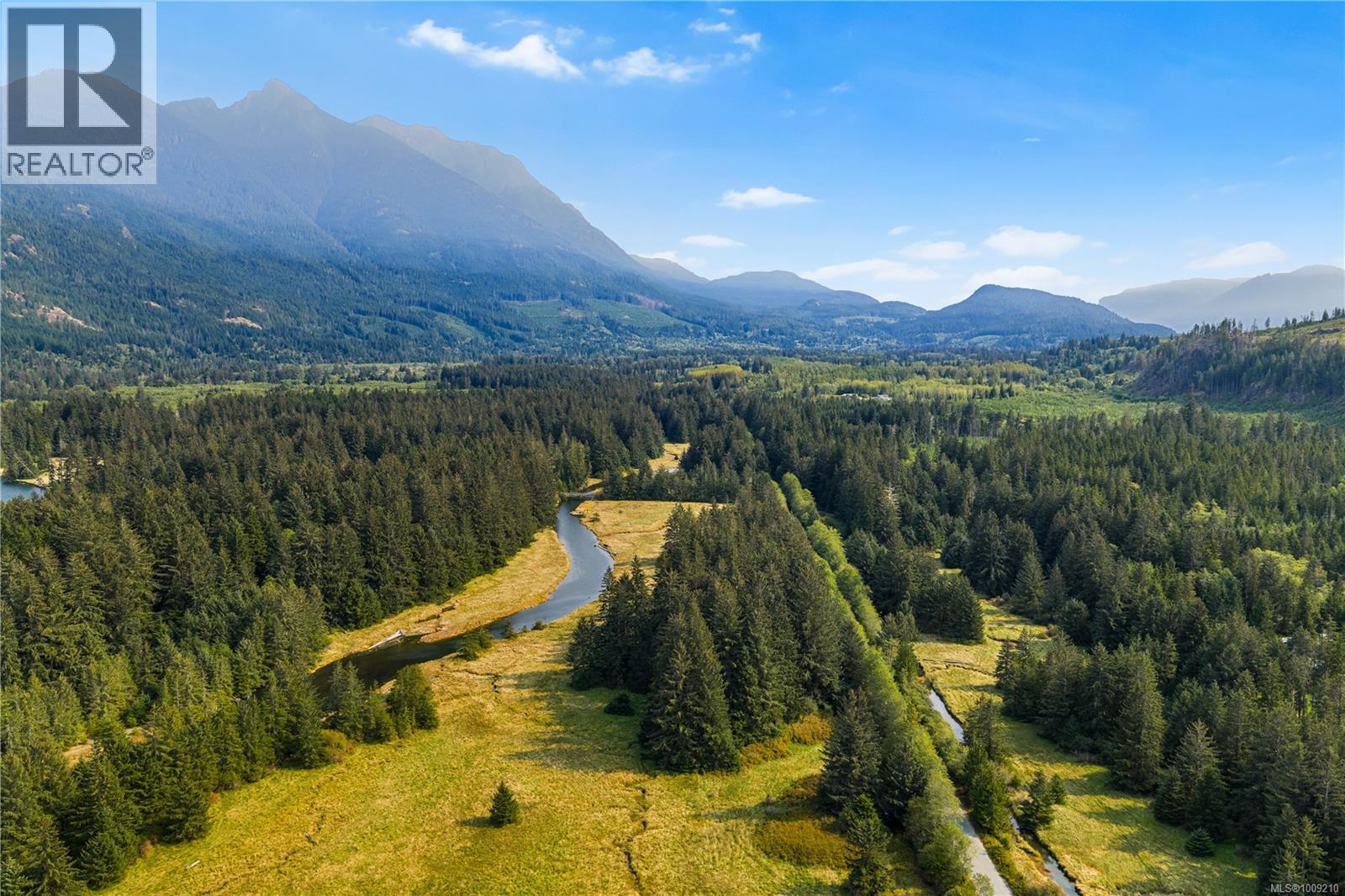 305 611 Macmillan Dr, Sayward, British Columbia V0N 1A0 - Photo 29 - 1009210