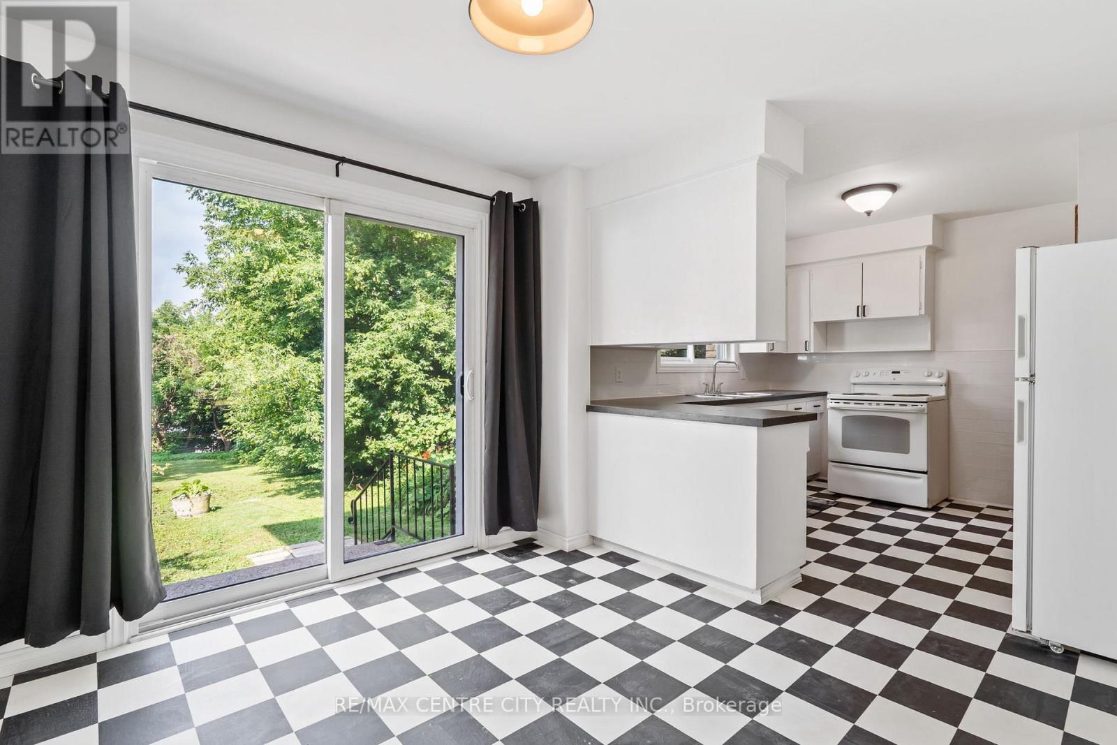 187-189 Taylor Street, London East, Ontario  N5Y 2J3 - Photo 17 - X12631486