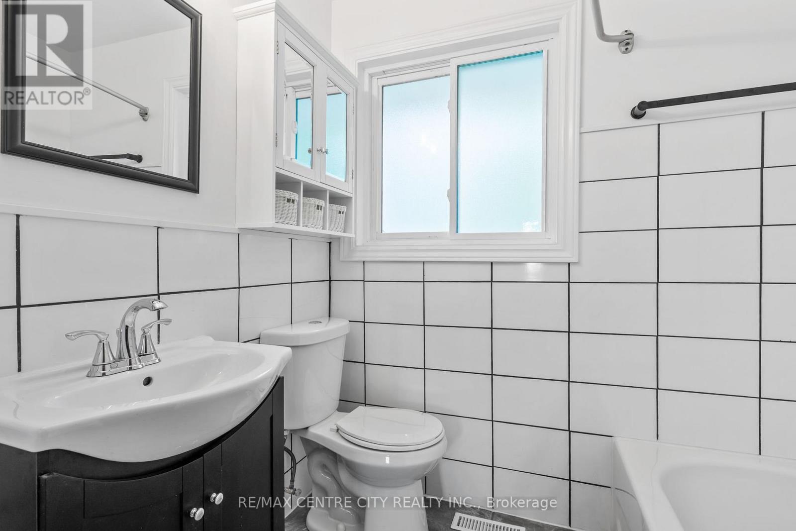 187-189 Taylor Street, London East, Ontario  N5Y 2J3 - Photo 30 - X12631486