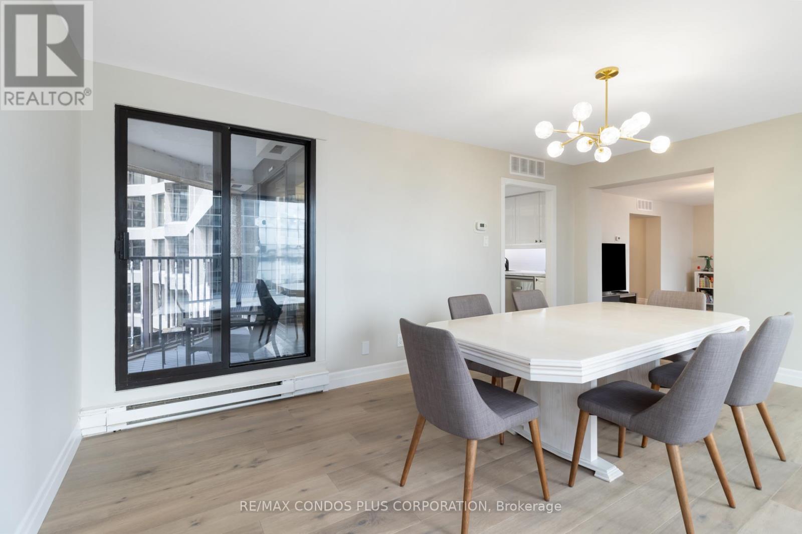 1318 - 55 Harbour Square, Toronto, Ontario  M5J 2L1 - Photo 15 - C12631490