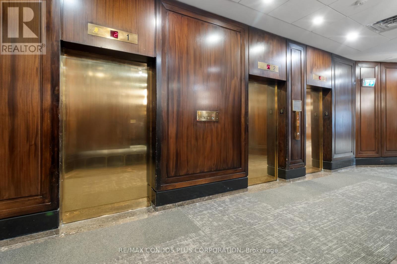 1318 - 55 Harbour Square, Toronto, Ontario  M5J 2L1 - Photo 4 - C12631490