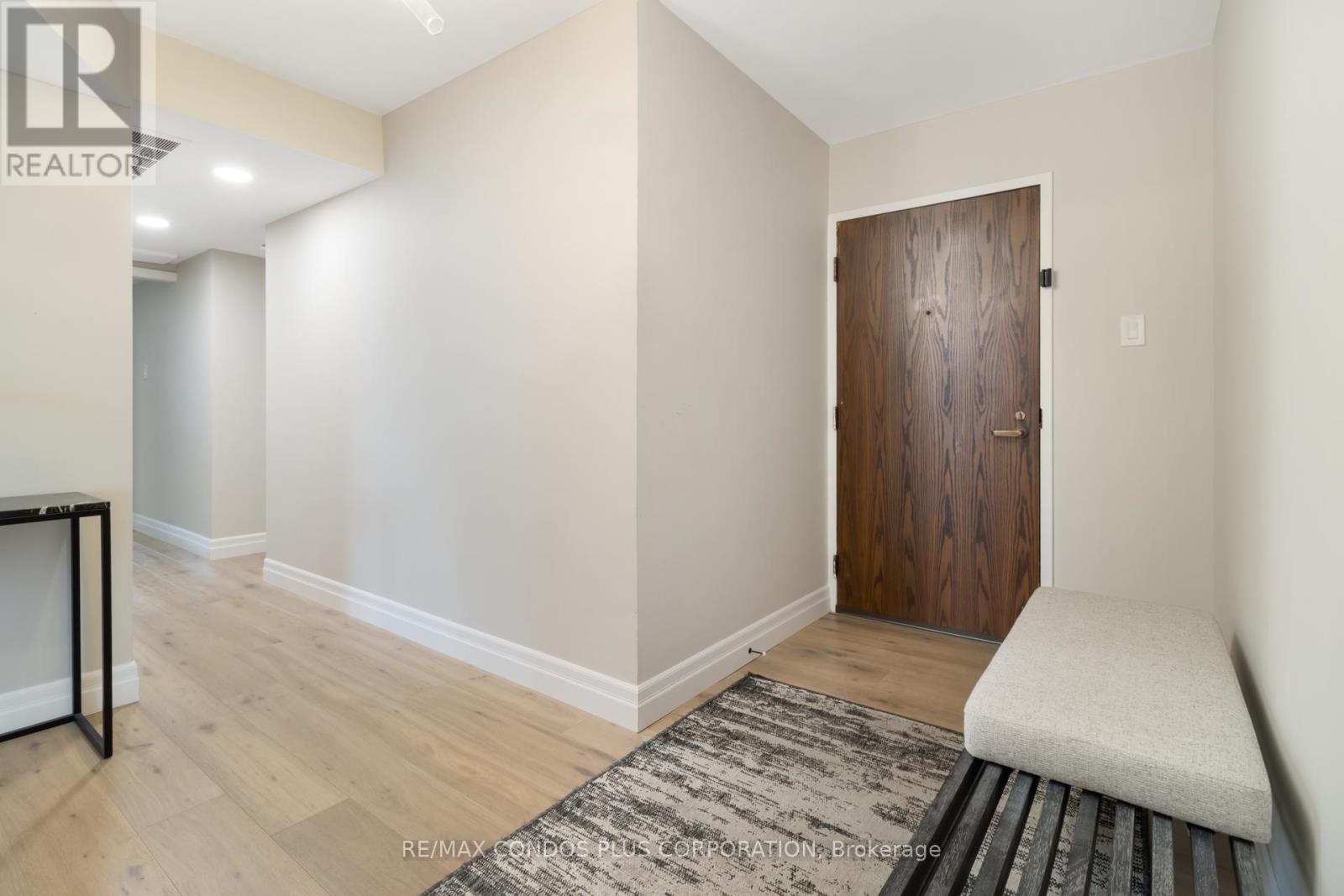 1318 - 55 Harbour Square, Toronto, Ontario  M5J 2L1 - Photo 6 - C12631490