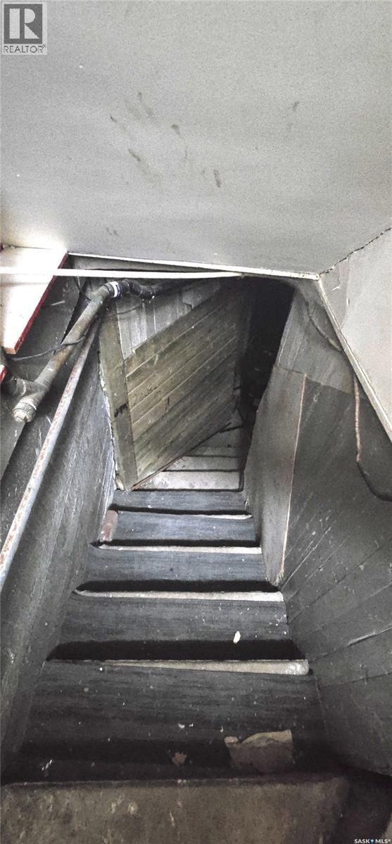 1450 Alexandra Street, Regina, Saskatchewan  S4T 4N8 - Photo 3 - SK025604