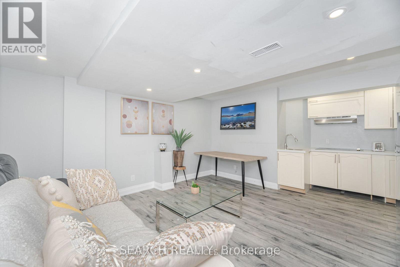 Basement - 20 Delmonico Road, Brampton, Ontario  L6P 2K5 - Photo 5 - W12631488