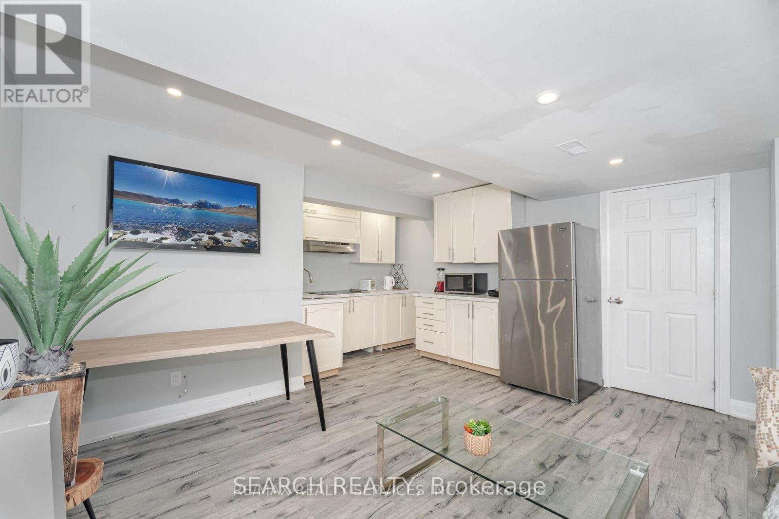 Basement - 20 Delmonico Road, Brampton, Ontario  L6P 2K5 - Photo 6 - W12631488