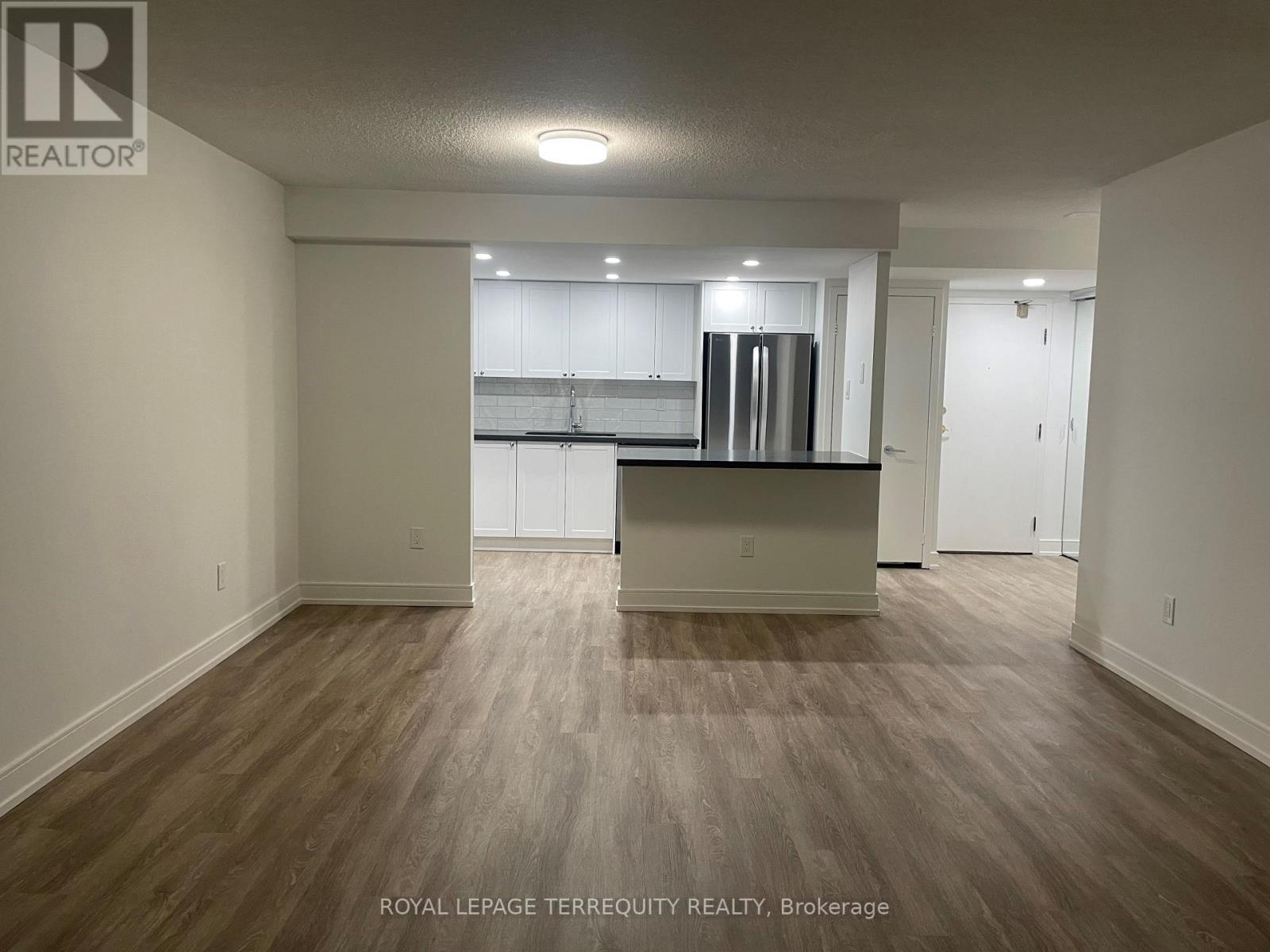 806 - 2091 Hurontario Street, Mississauga, Ontario  L5A 4E6 - Photo 10 - W12631494