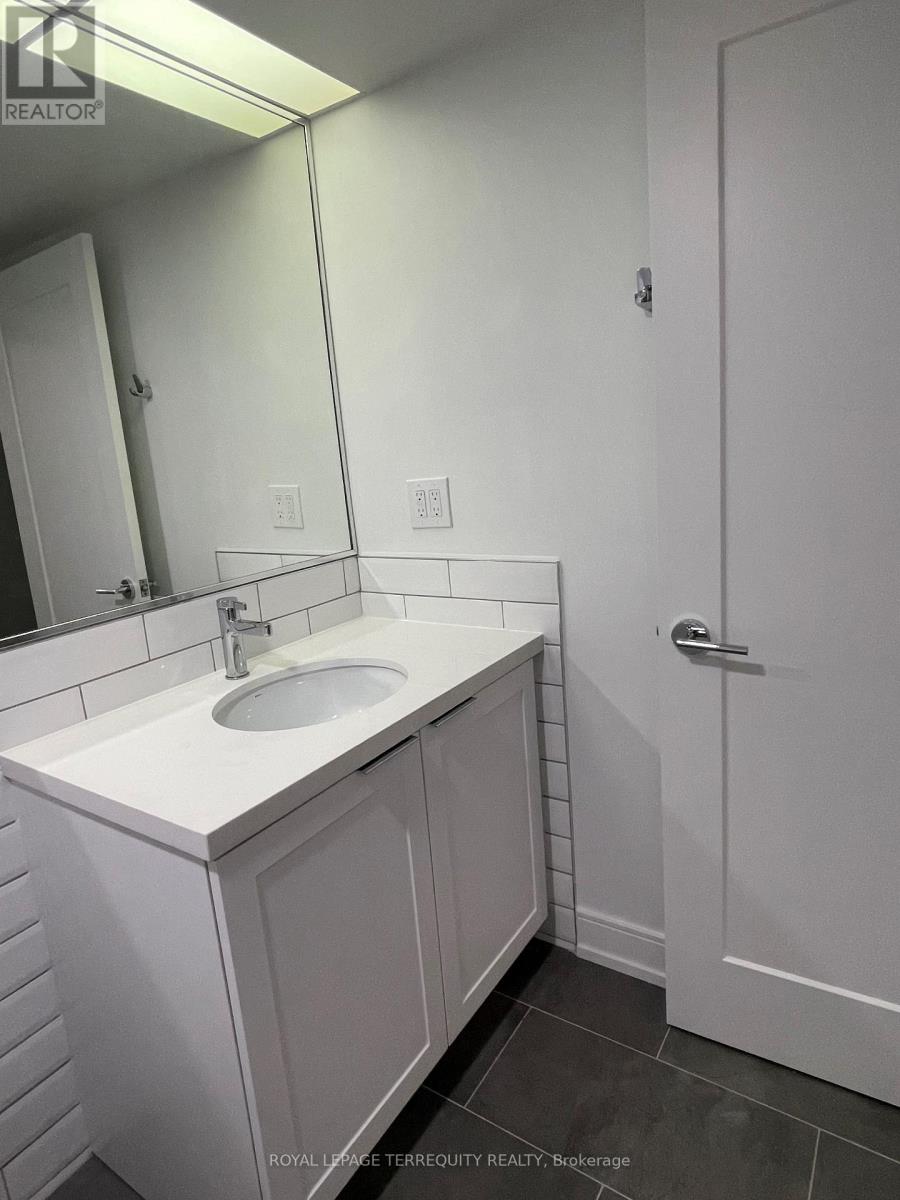 806 - 2091 Hurontario Street, Mississauga, Ontario  L5A 4E6 - Photo 14 - W12631494