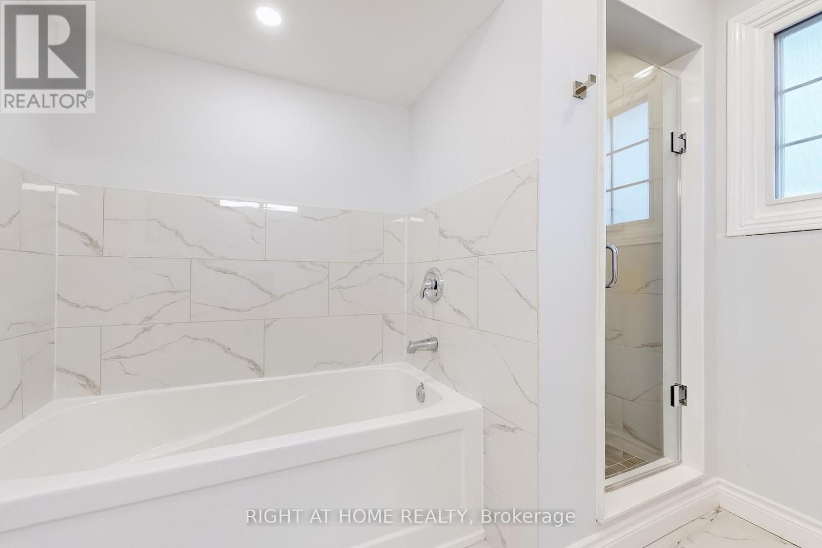 2737 Hammond Road, Mississauga, Ontario  L5K 2M5 - Photo 24 - W12631498