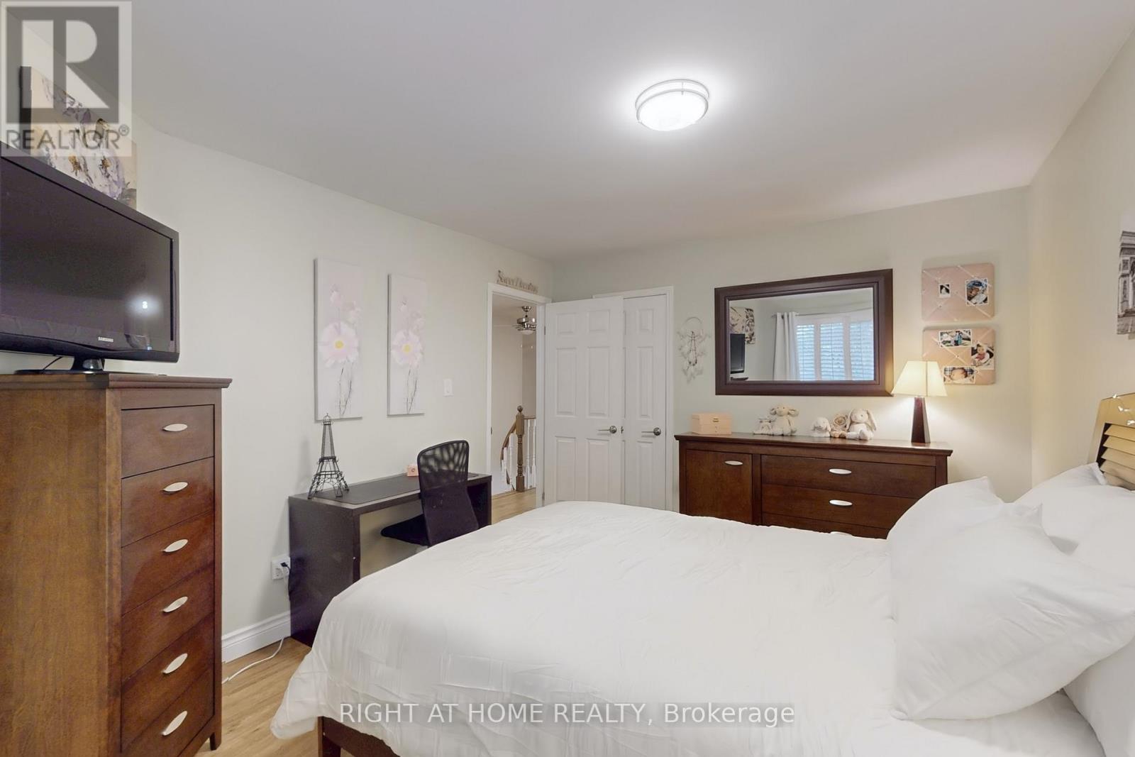 2737 Hammond Road, Mississauga, Ontario  L5K 2M5 - Photo 27 - W12631498