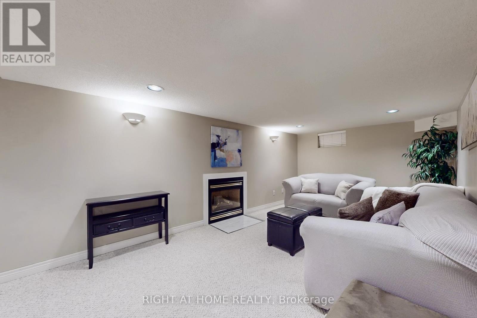 2737 Hammond Road, Mississauga, Ontario  L5K 2M5 - Photo 33 - W12631498