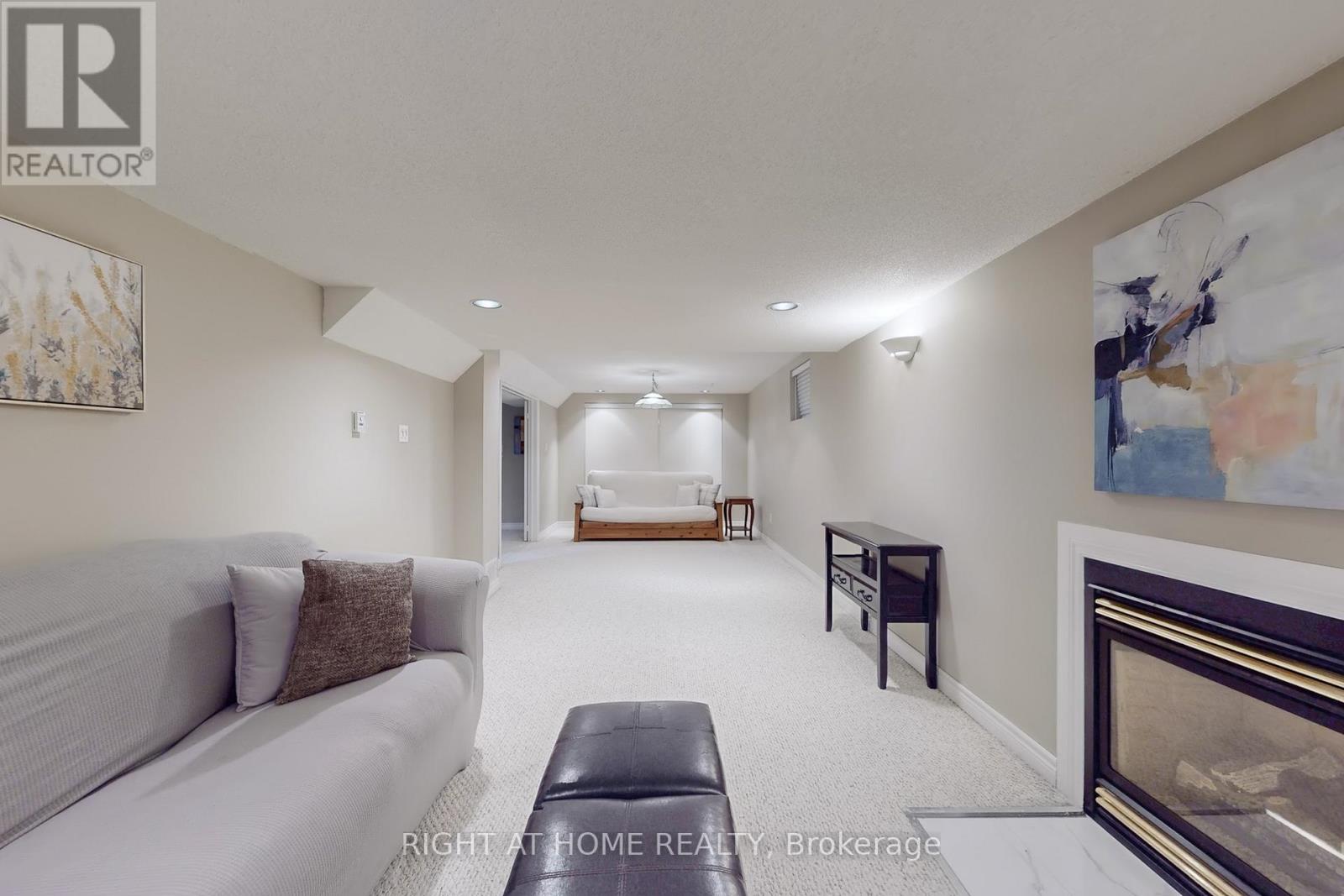 2737 Hammond Road, Mississauga, Ontario  L5K 2M5 - Photo 34 - W12631498