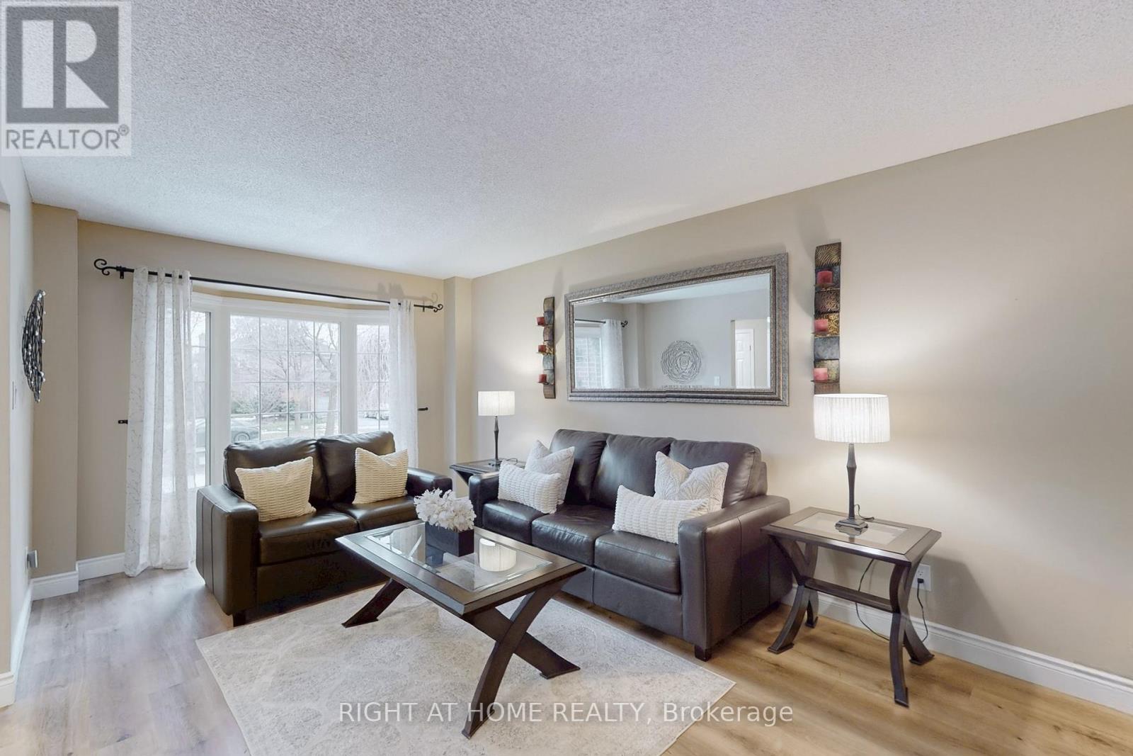 2737 Hammond Road, Mississauga, Ontario  L5K 2M5 - Photo 6 - W12631498