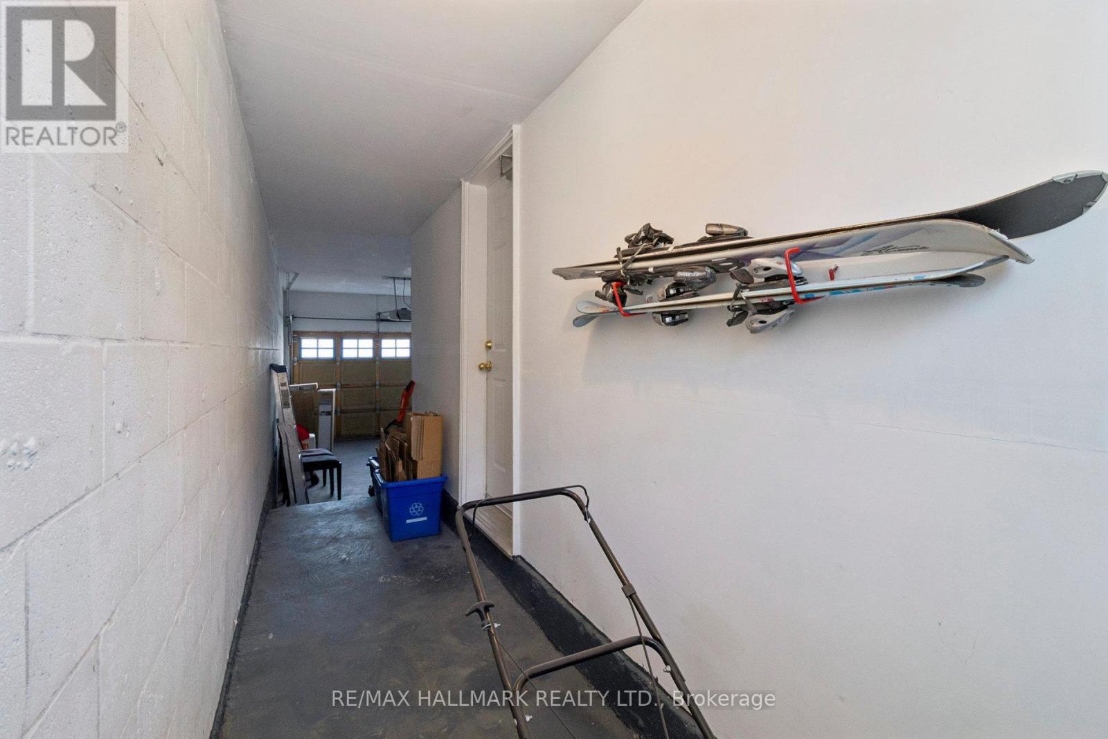 8 Mistywood Crescent, Vaughan, Ontario  L4J 9E5 - Photo 42 - N12604166